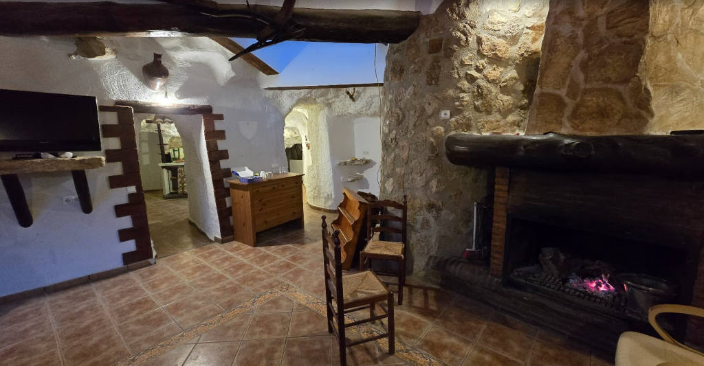 Early livingroom shot in Calle Jaen